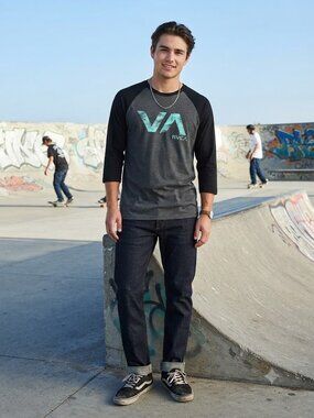 RVCA Men's Charcoal Gray Black Raglan 3/4 Sleeve Baseball Graphic T Shirt Large
